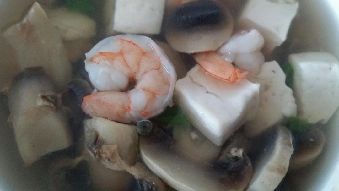 豆腐蘑菇汤