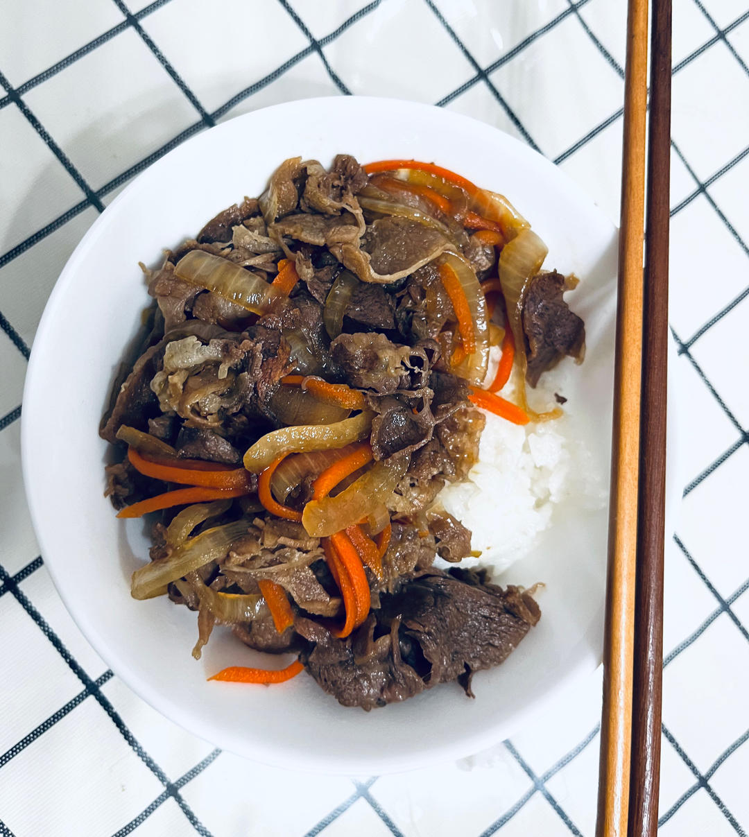 日式肥牛饭（完美酱汁配比）