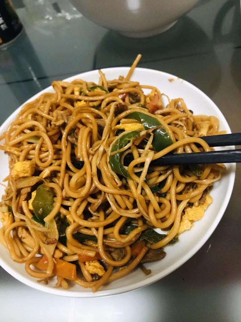 肉丝炒面