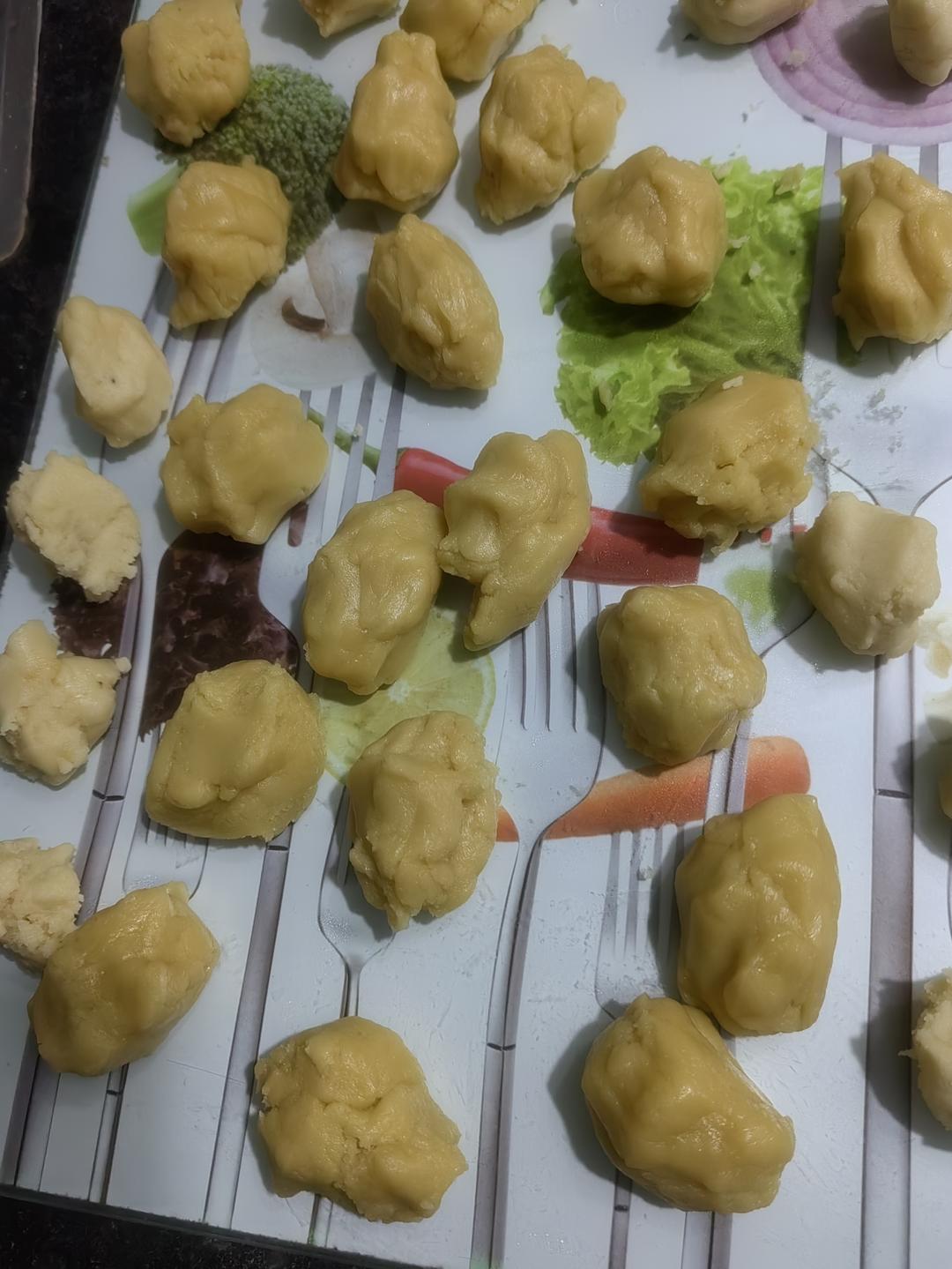琼式月饼，苏广合体，软而不韧、酥而不脆