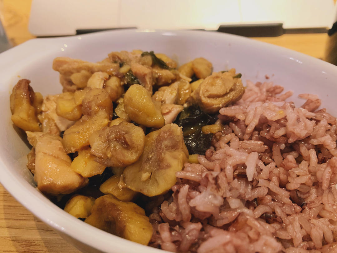 【栗子烧鸡】鸡肉都给你吃，栗子归我~