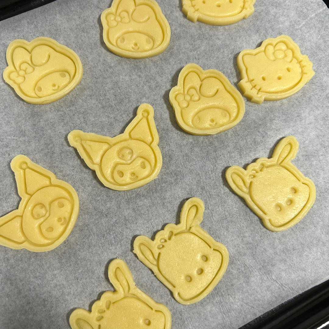 小朋友们超爱的卡通小饼干
