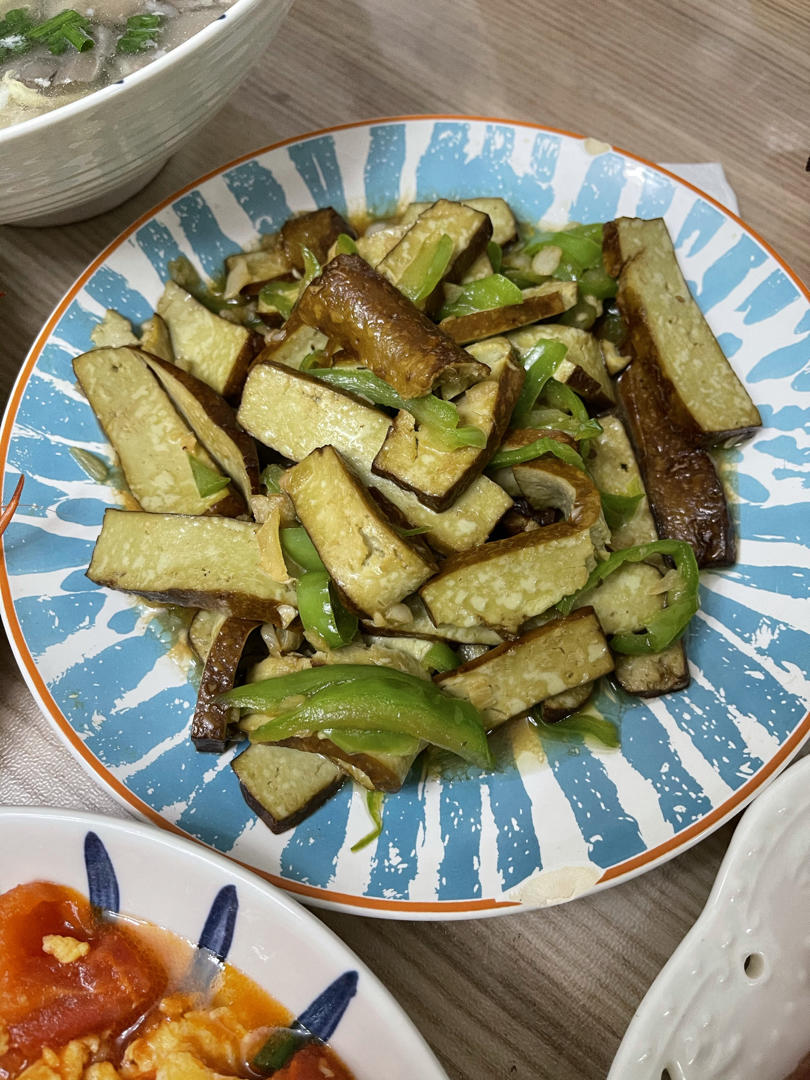 青椒炒豆干