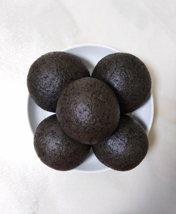 黑芝麻馒头之粗粮馒头2