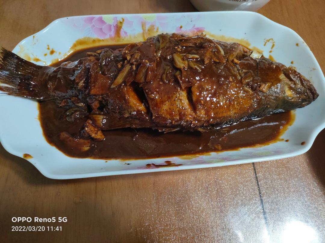 家常红烧鲈鱼