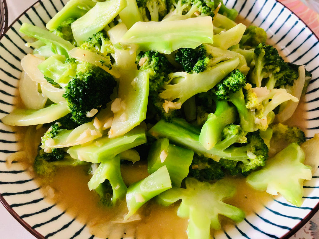 蚝油蒜蓉西兰花