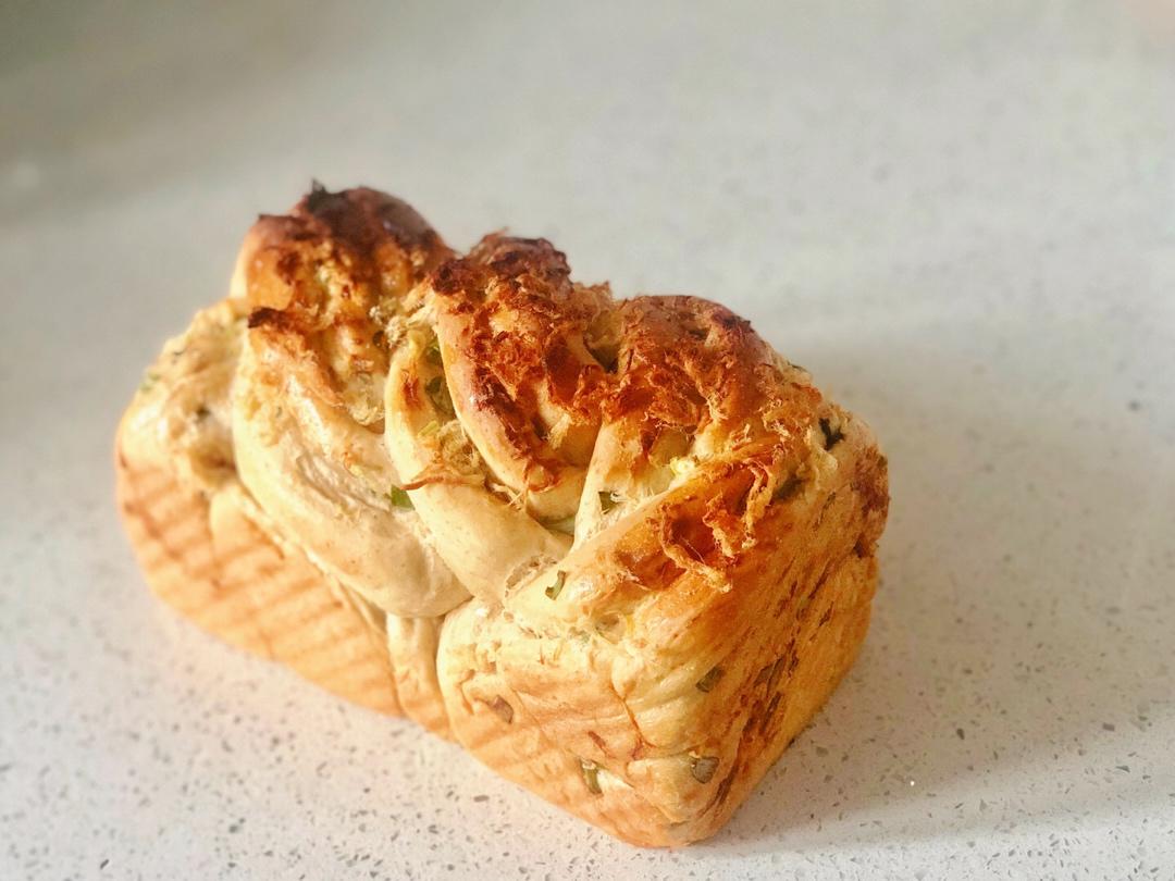 香葱肉松手撕吐司