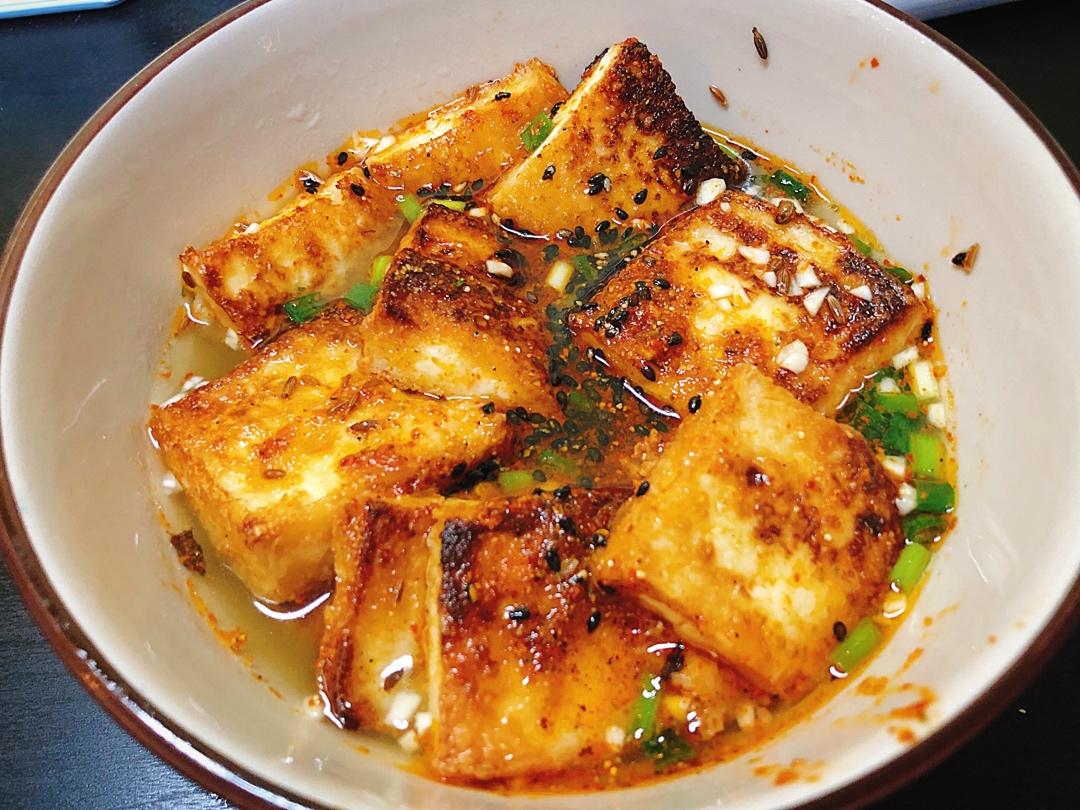 假装路边摊臭豆腐