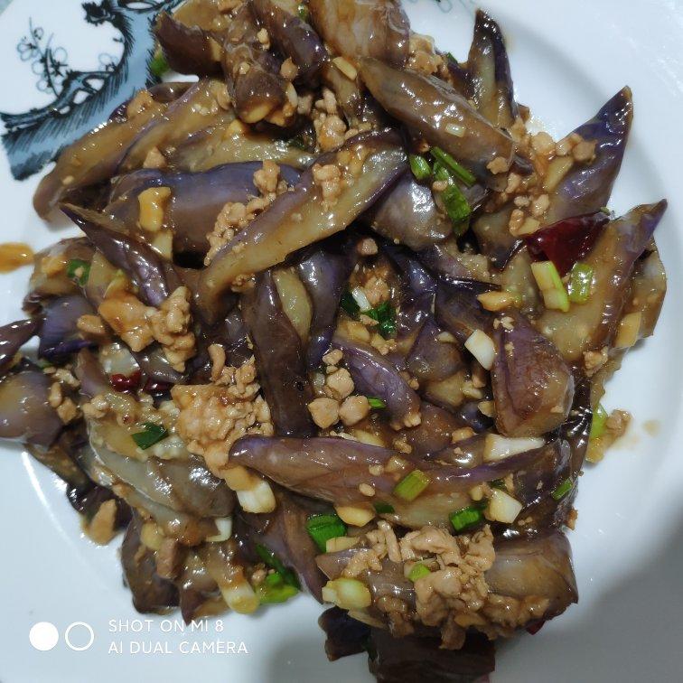 厨师长教你：“少油型鱼香茄子”的做法快收藏了