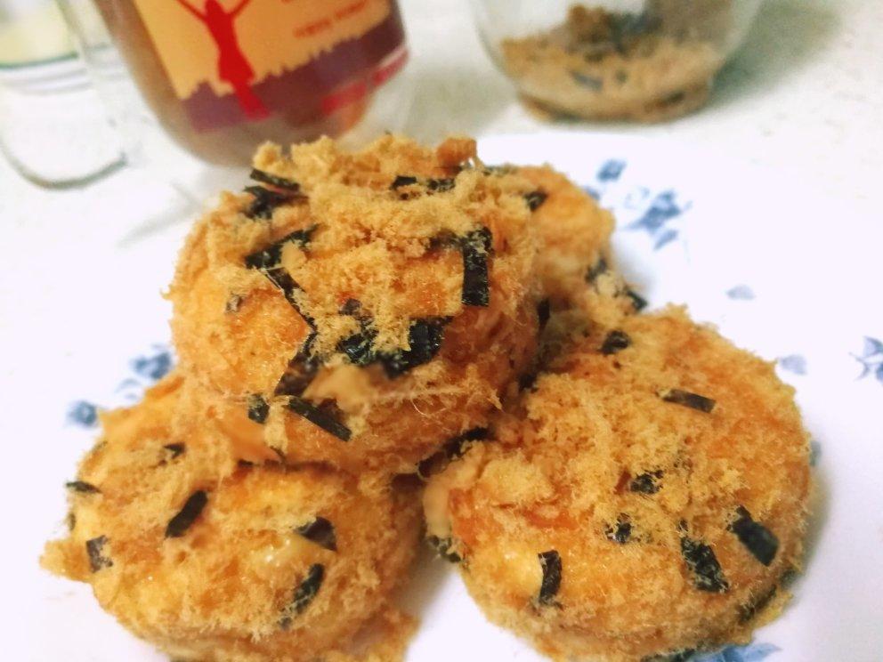 咸香松软的肉松小贝