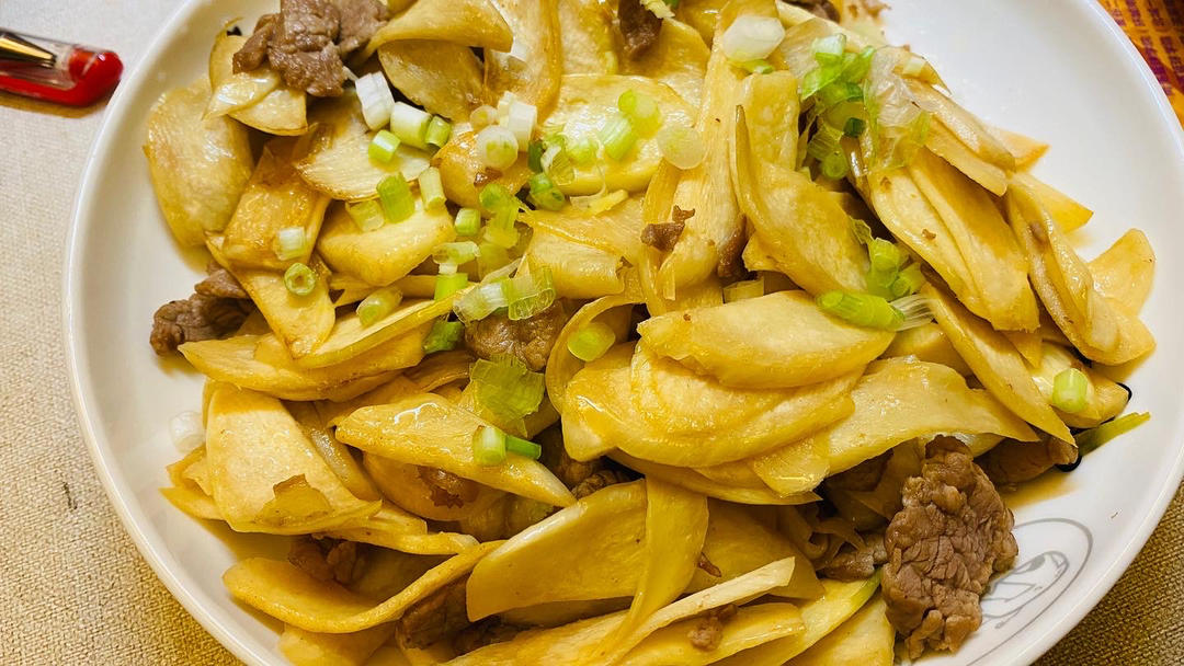 茭白炒肉片