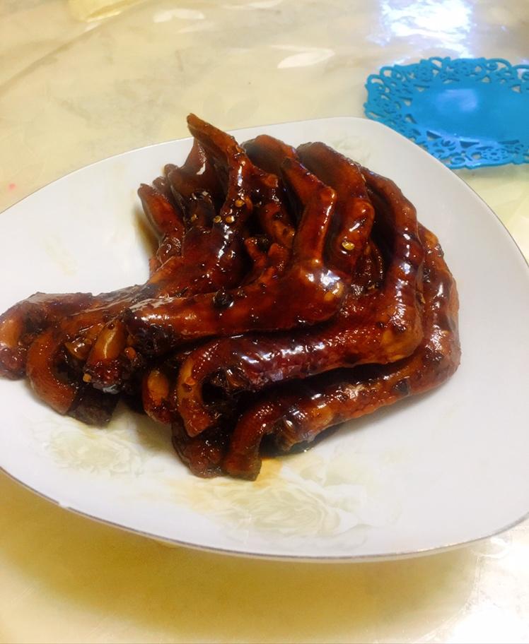 完爆小吃摊之卤鸭爪