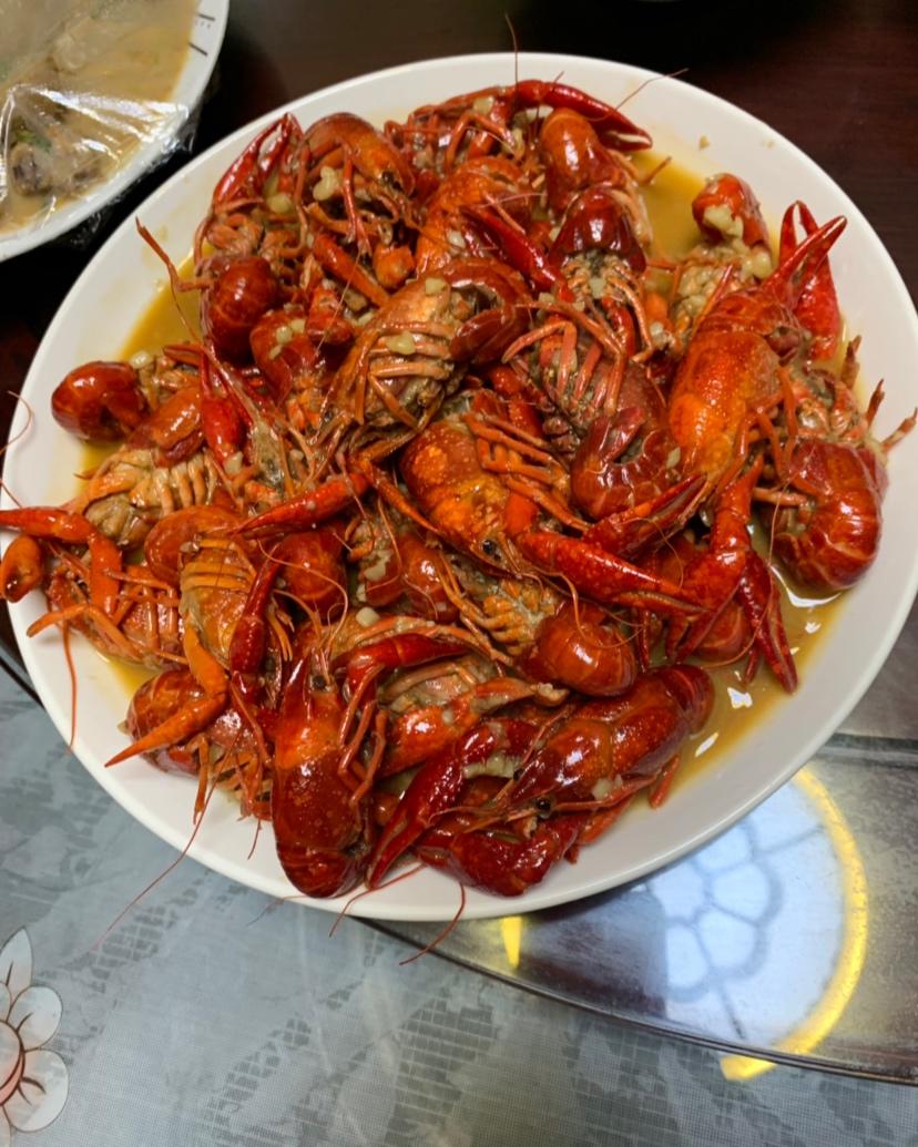 橘丽丝的蒜蓉小龙虾