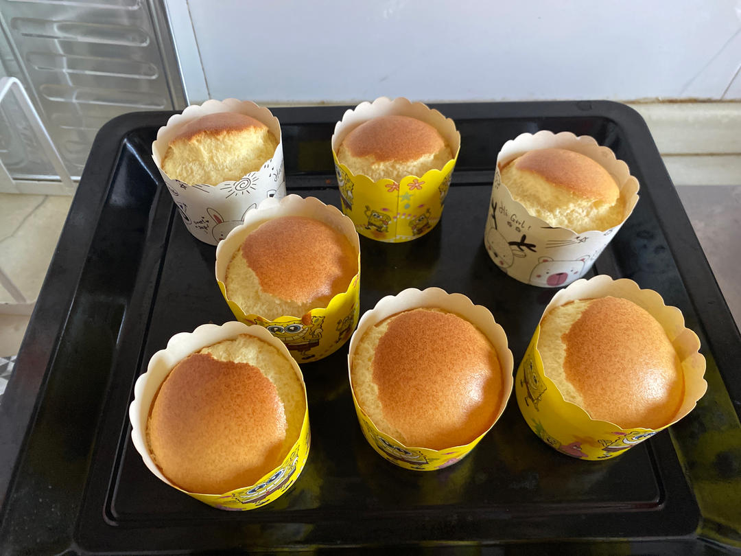 纸杯戚风蛋糕