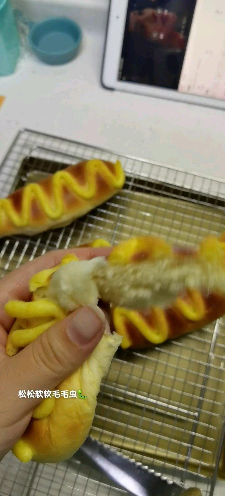 视频🐛经典｜毛毛虫面包｜美味松软｜奶味浓郁｜一口一个满足