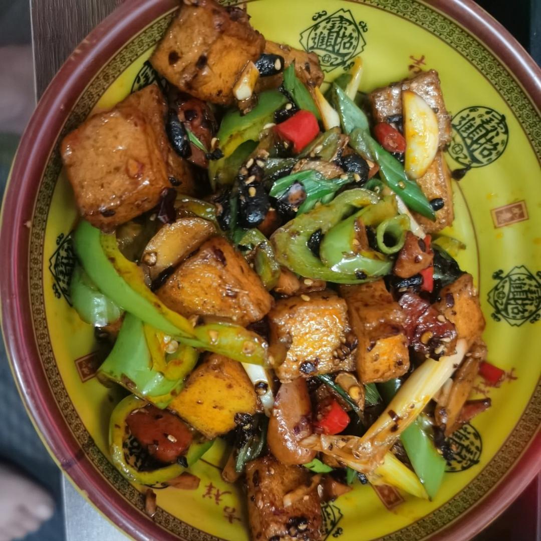 葱烧鱼豆腐
