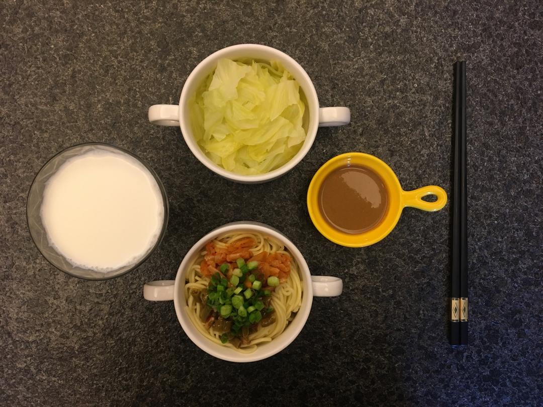 热干面酱汁调法/热干面