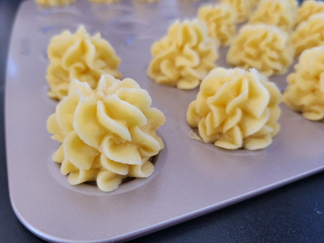 一抿即化酥到掉渣的珍妮曲奇云顶小花/烘焙视频饼干篇1