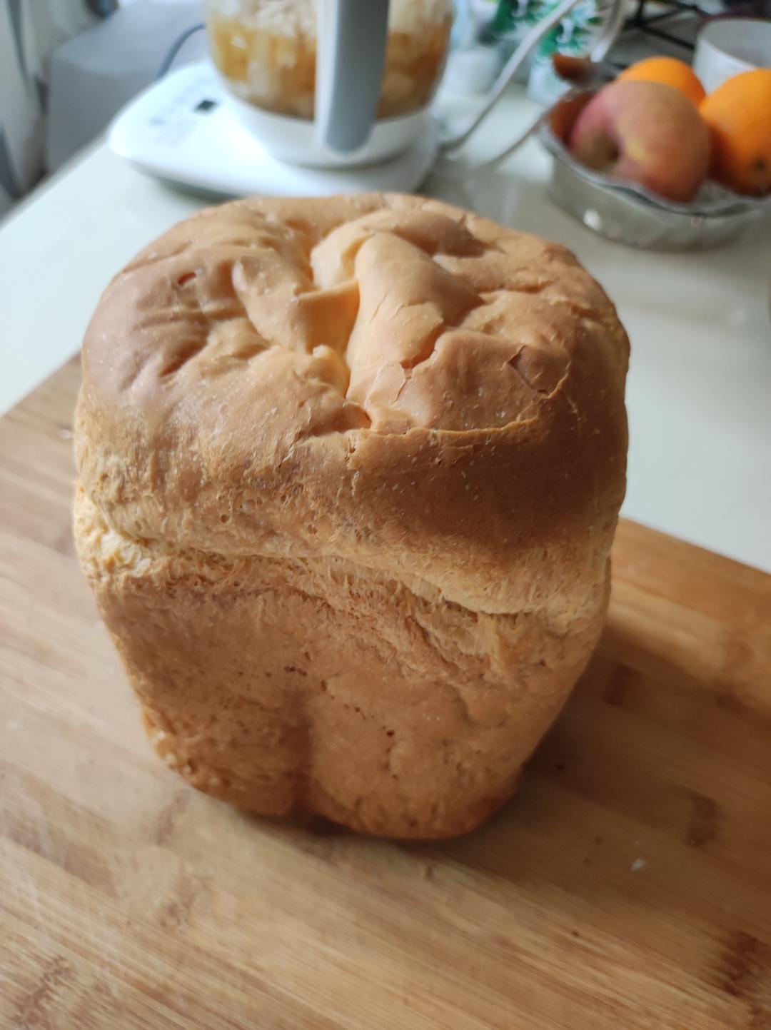 东菱面包机也能做出松软可口的吐司（懒人版）