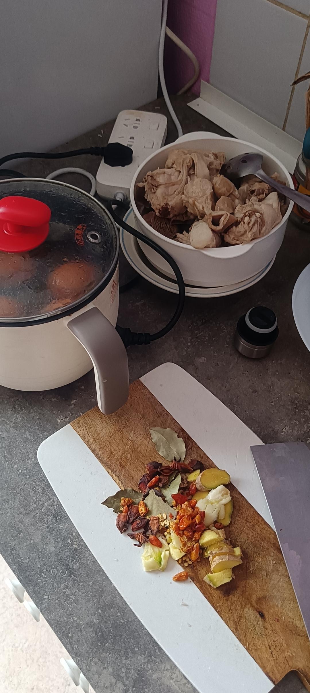 家常版的红烧肉（一点都不腻，软，糯)