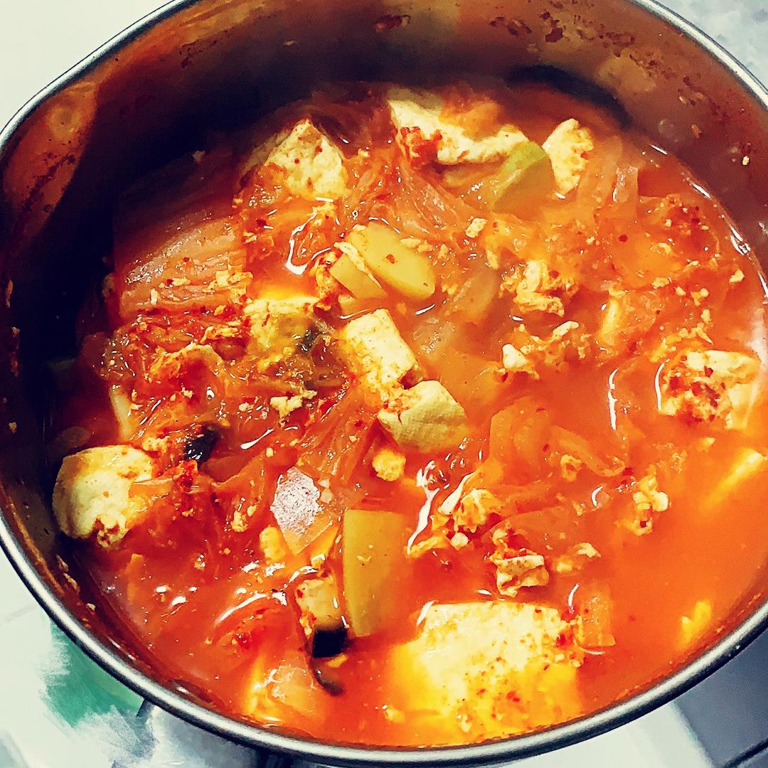 泡菜豆腐汤