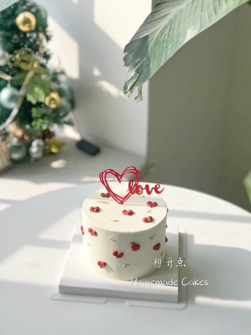 淡奶油装饰蛋糕