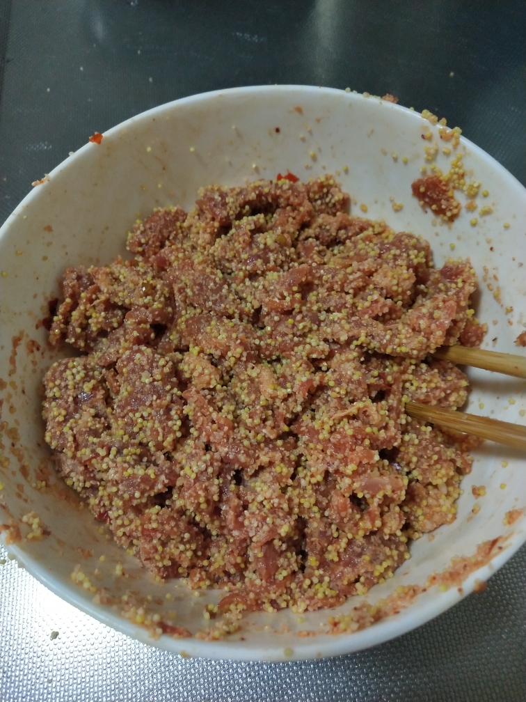 小米粉蒸肉的做法 步骤5