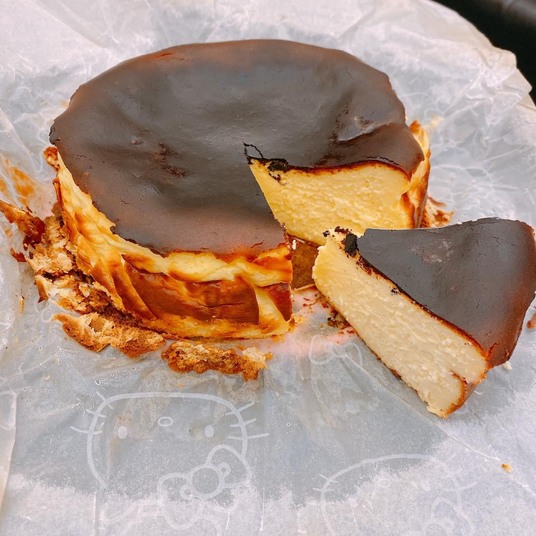 巴斯克烧焦芝士蛋糕