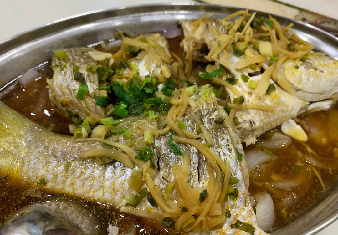 鲜嫩豆腐鲈鱼煲