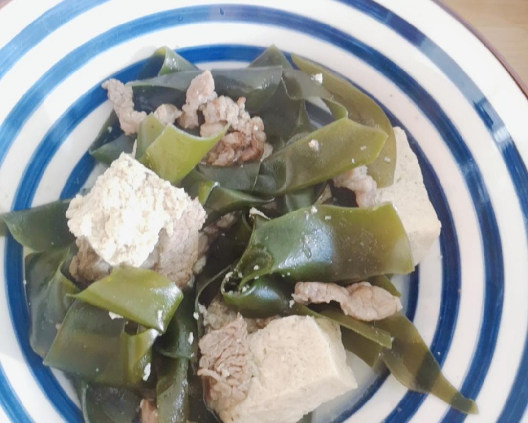 减脂餐 海带结炖冻豆腐