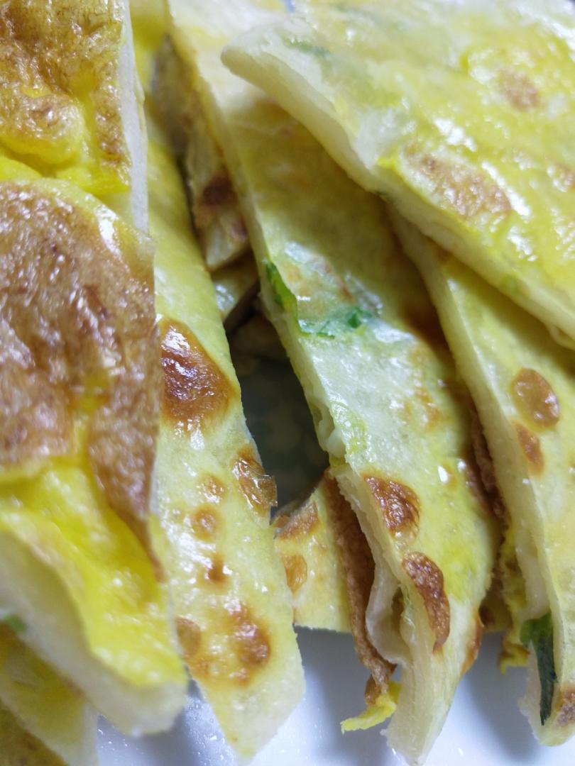 鸡蛋葱油饼                  （更新饼坯保存方法）