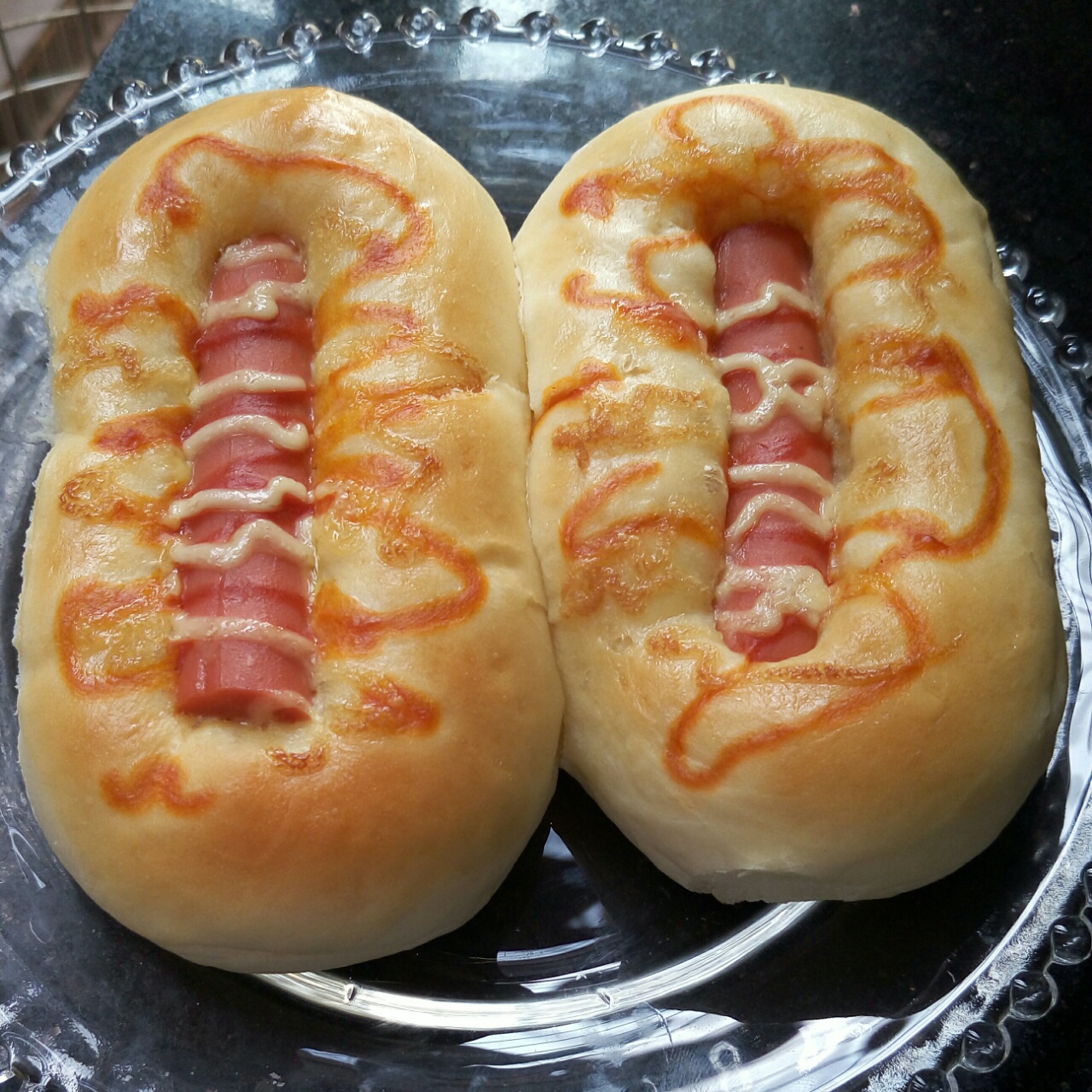 呵嗳哆做的迷你肠仔小面包