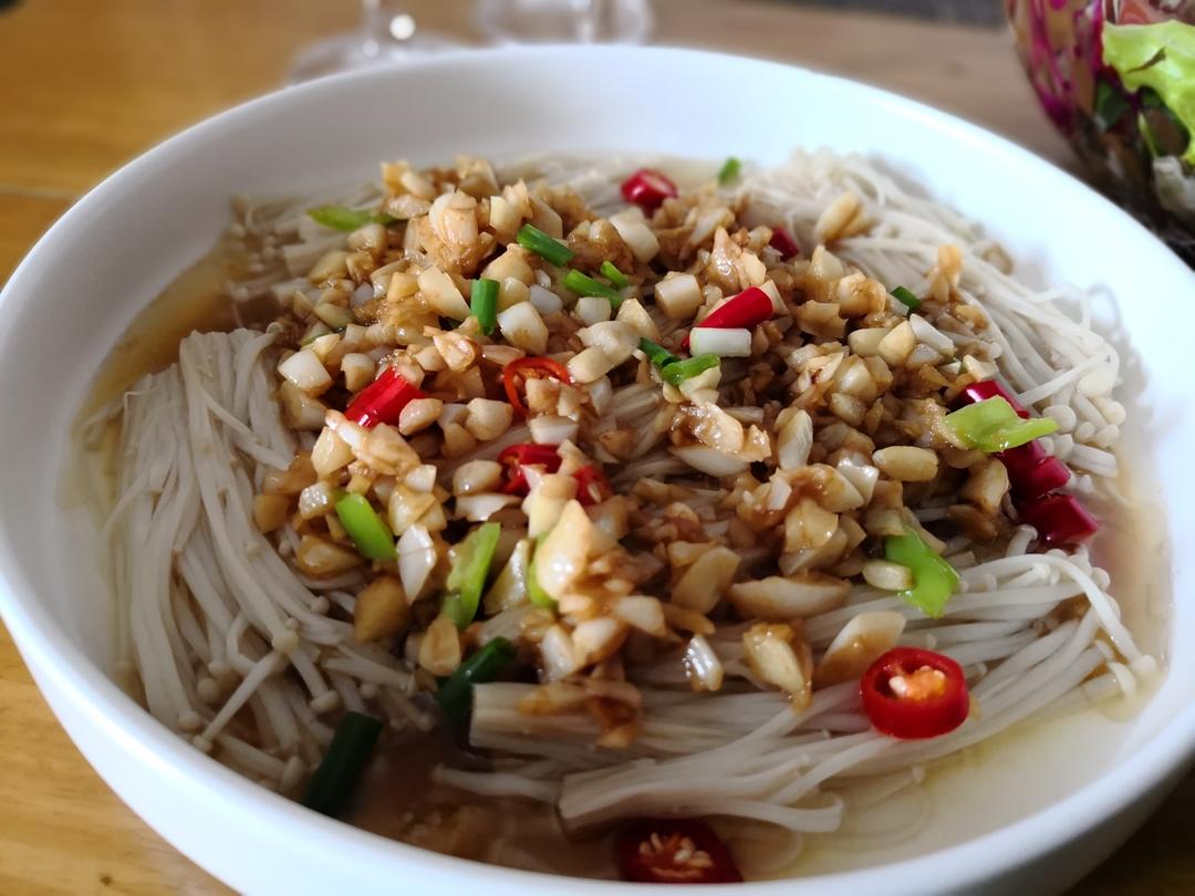 蒜蓉蒸金针菇