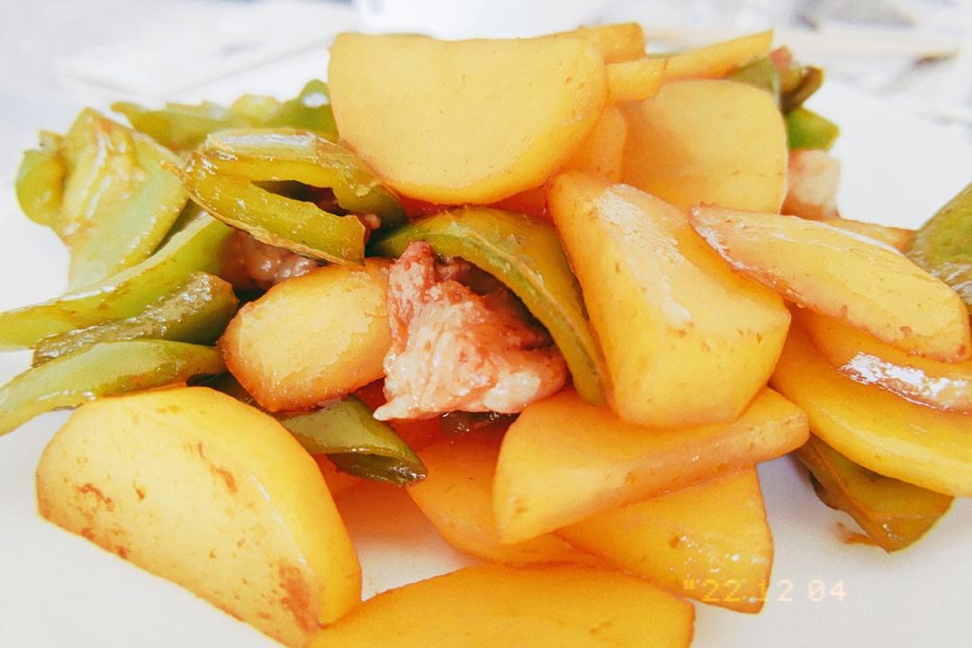 土豆青椒炒肉片