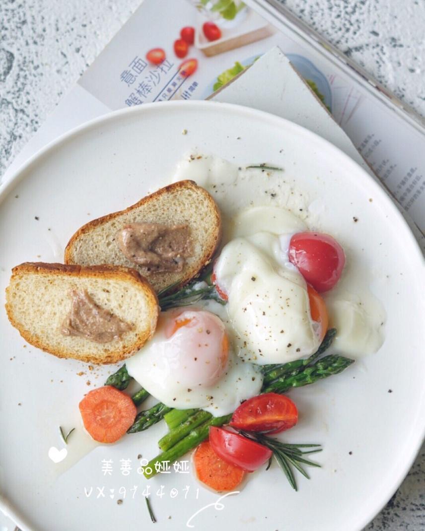 越吃越瘦的芦笋虾仁色拉