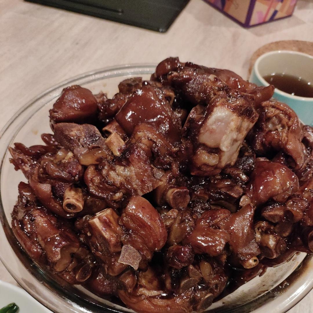 家常版的红烧肉（一点都不腻，软，糯)
