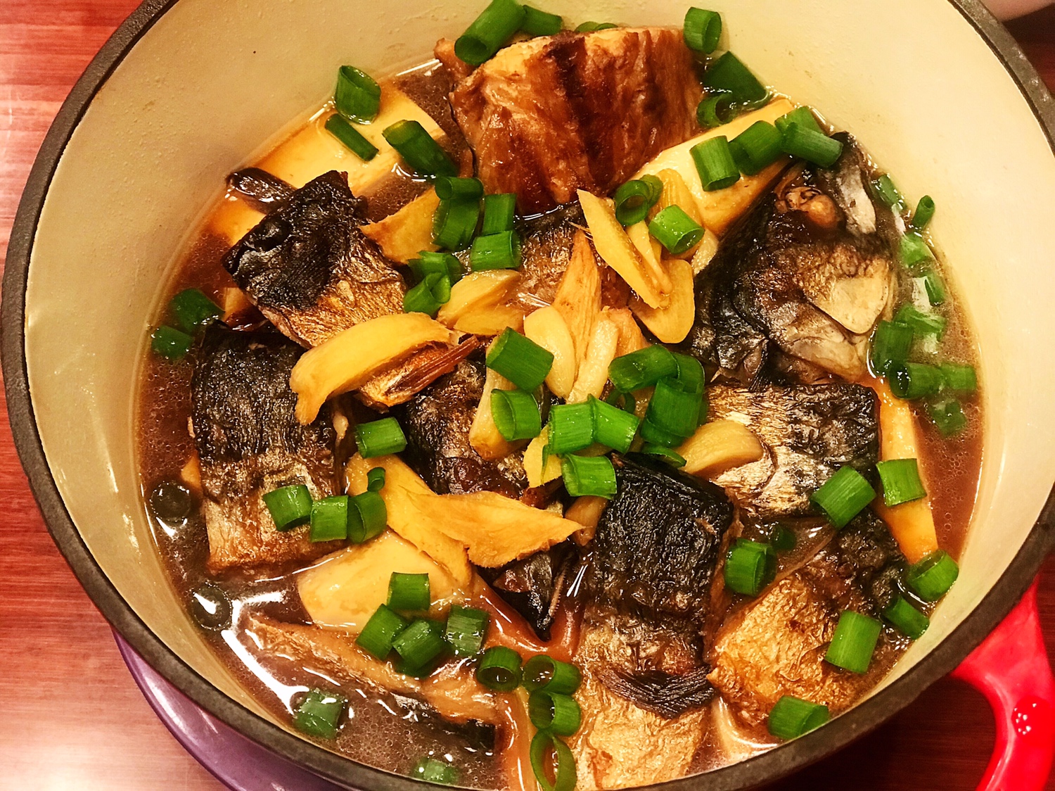 咸鱼焖豆腐的做法