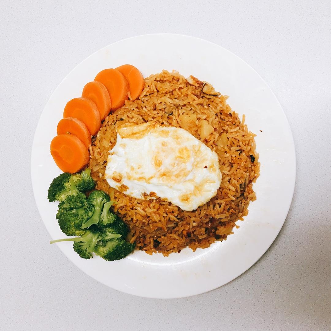 秘制土豆焖饭