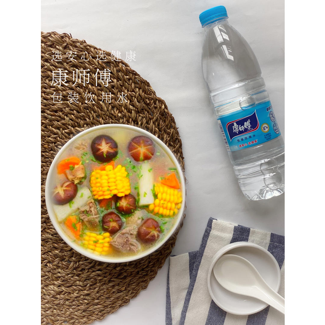 安心健康极致香浓的三鲜土鸡汤