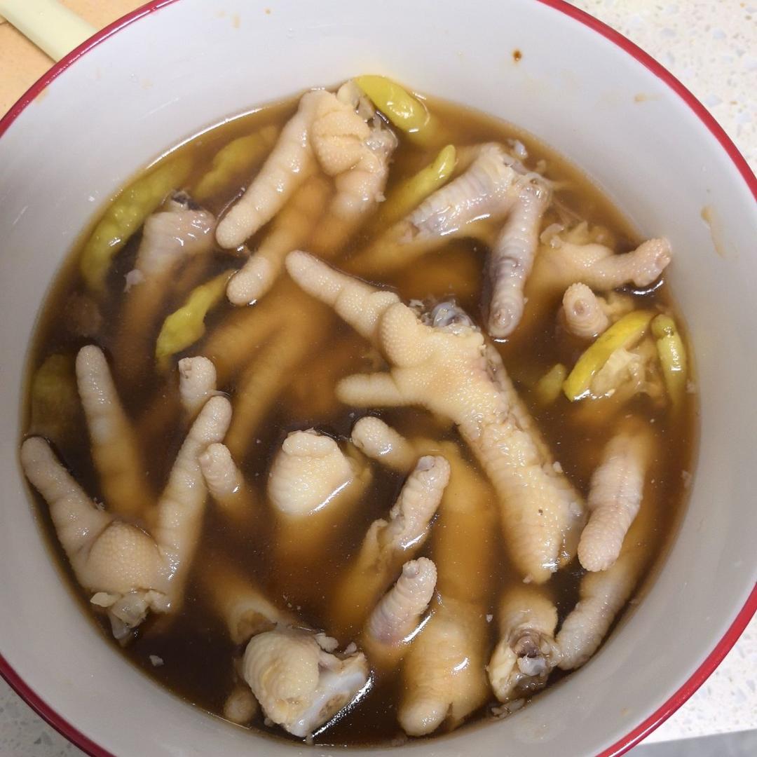 网红泡椒鸡爪
