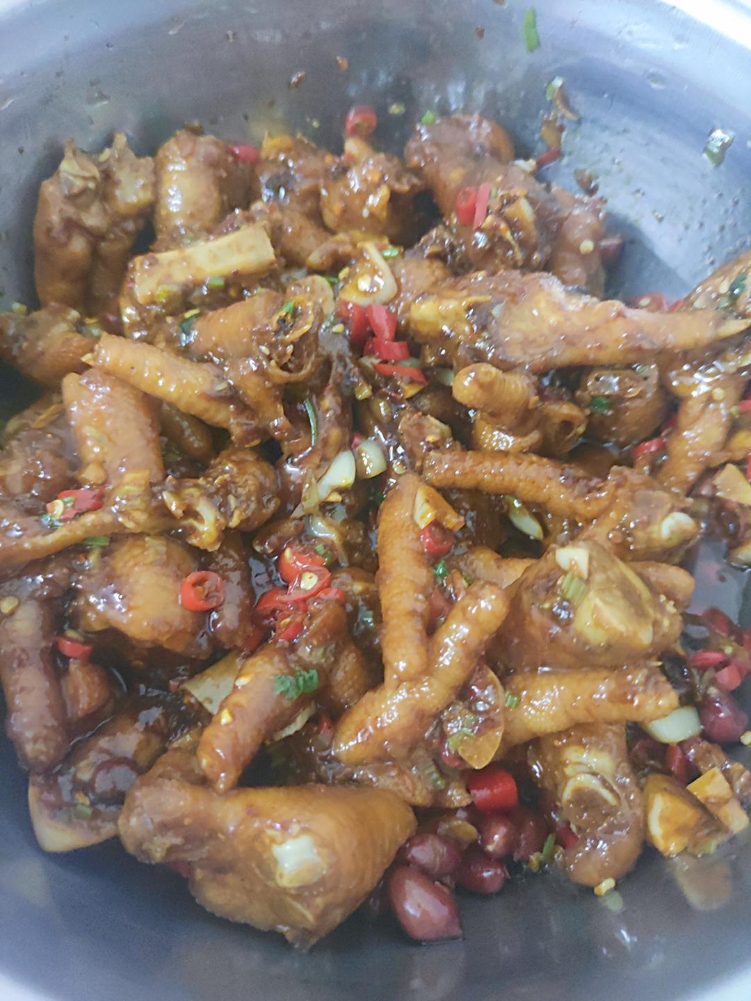 卖了十几年鸡爪的阿姨教我做的蒜香鸡爪