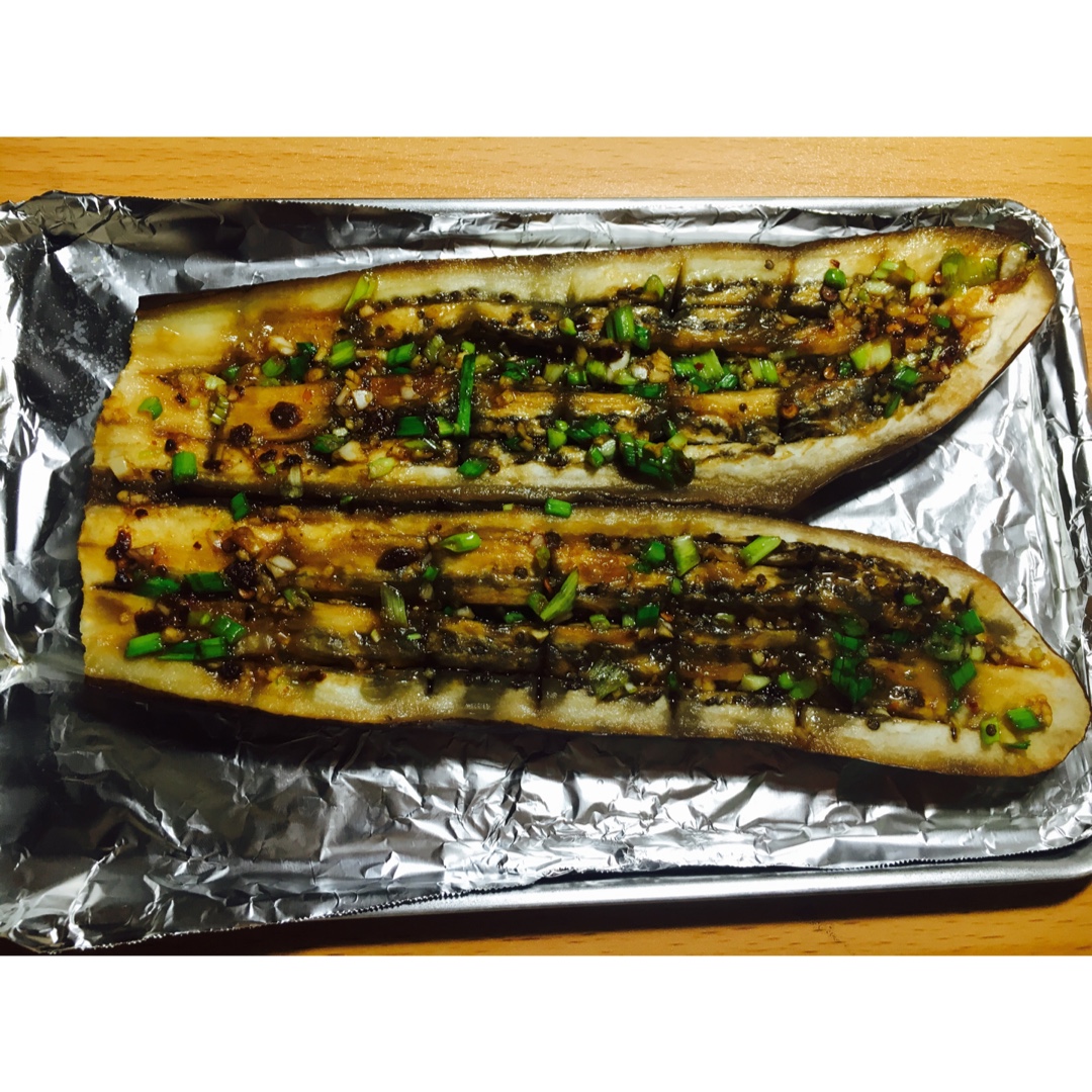 CC招牌菜销魂烤茄子，百吃不厌！