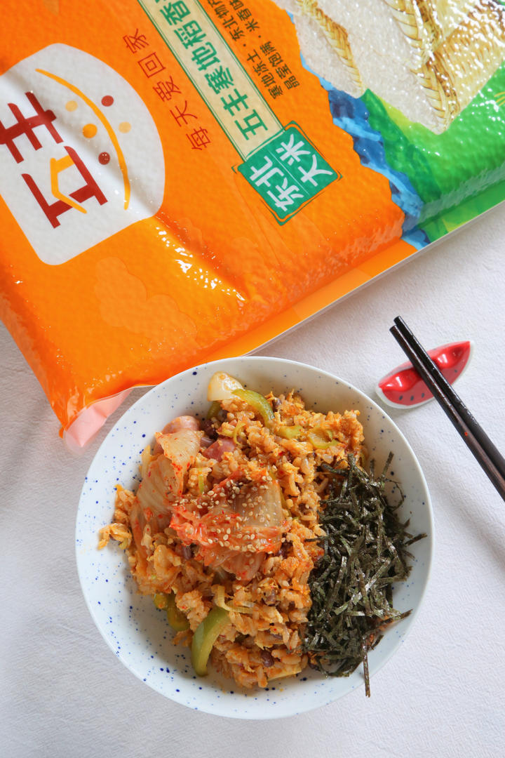 可以带出去野餐的釜山饭团  || 胡萝卜、鸡蛋饼、火腿等秘制而成