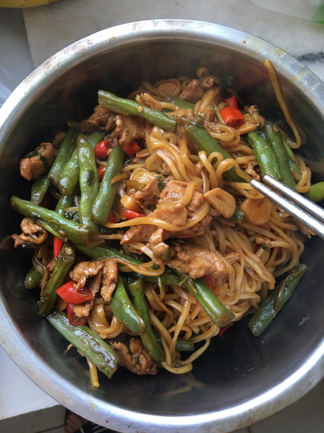 豆角焖面