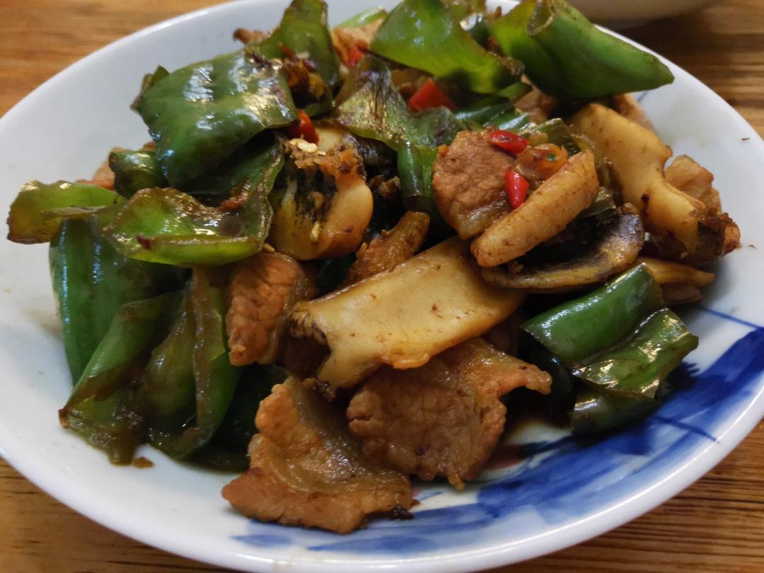 和至亲至爱的人一起慢慢吃饭