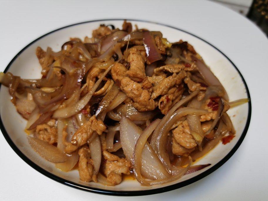 洋葱炒肉（宝宝爱吃）