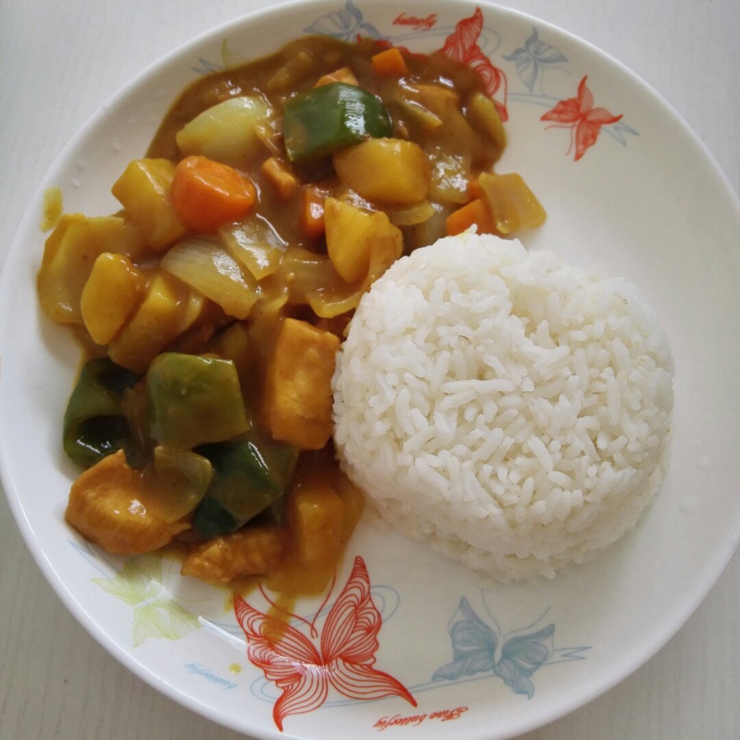 咖喱鸡块饭