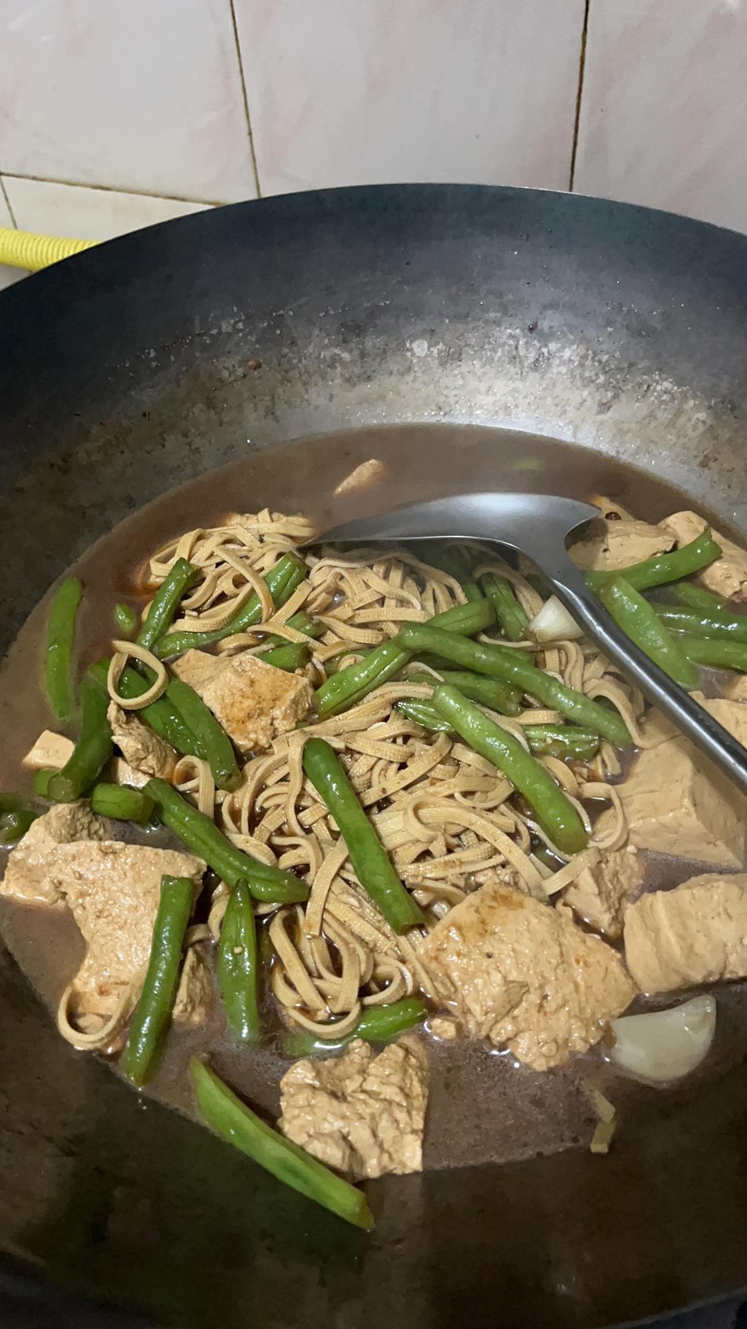 豆角炖老豆腐