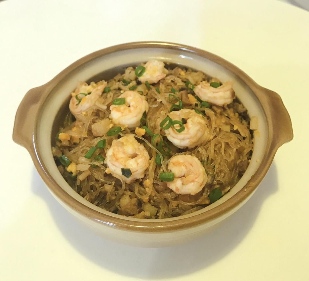 去餐厅必点的粤式虾皇粉丝煲
