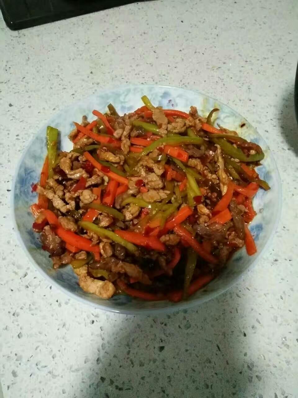 鱼香肉丝（酸甜可口）的做法